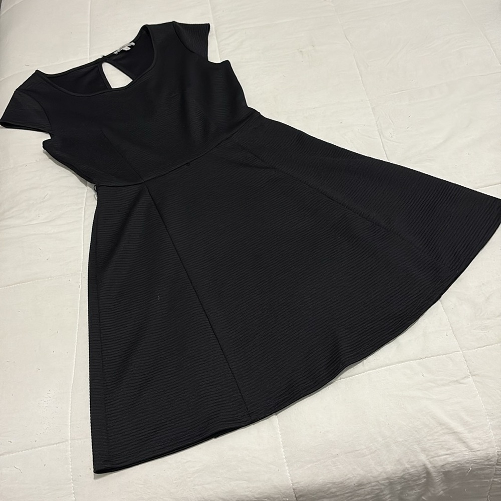 Charlotte Russe Black Cap-Sleeve Fit & Flare Dress